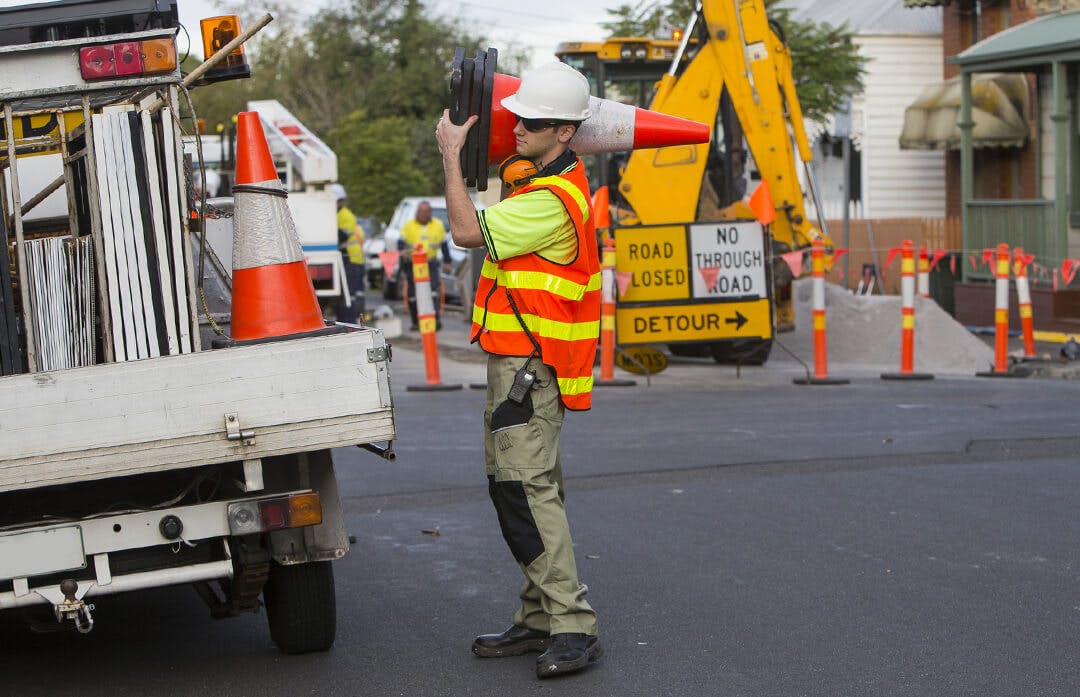 worker-hivis-ppe